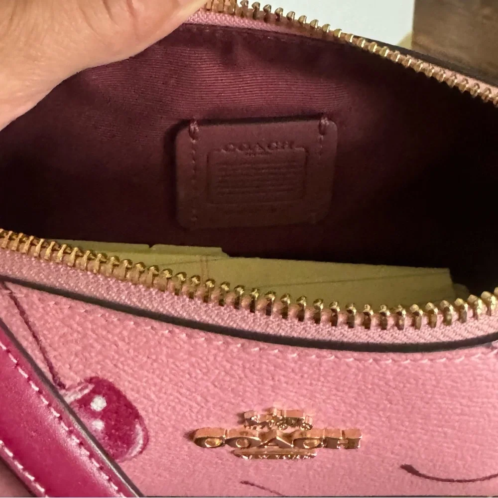 Coach Pink Crossbody Bag with Chain Strap - Picture 4 of 5